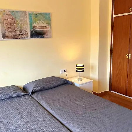 Apartamento Con Piscina En